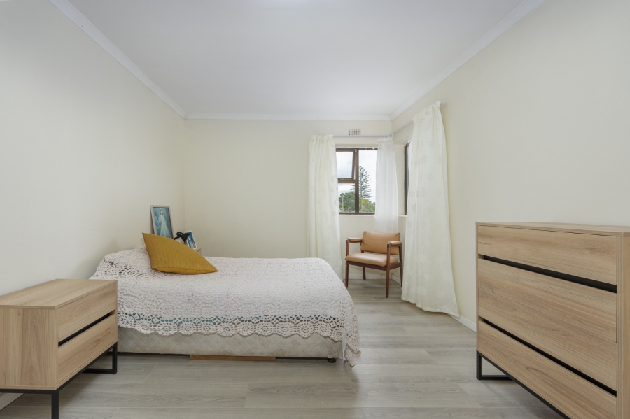 5 Bedroom Property for Sale in Rustdal Western Cape